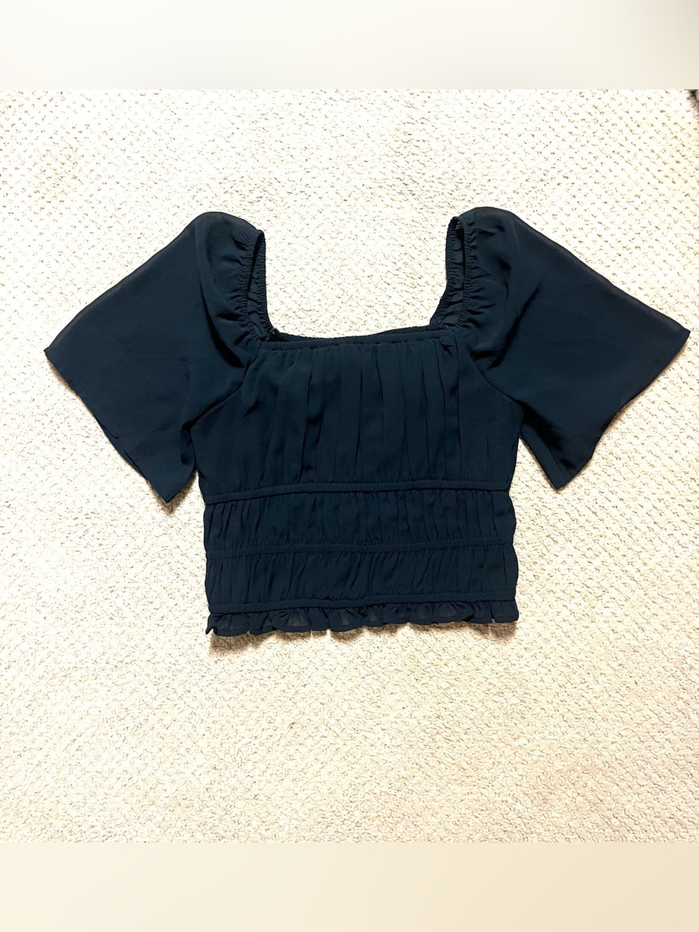 Hollister black cropped smocked bodice puffed sleeves square neck top S